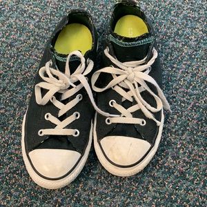 Converse kids size 4 black low tops.  EUC scuffs on top but no wear on bottom